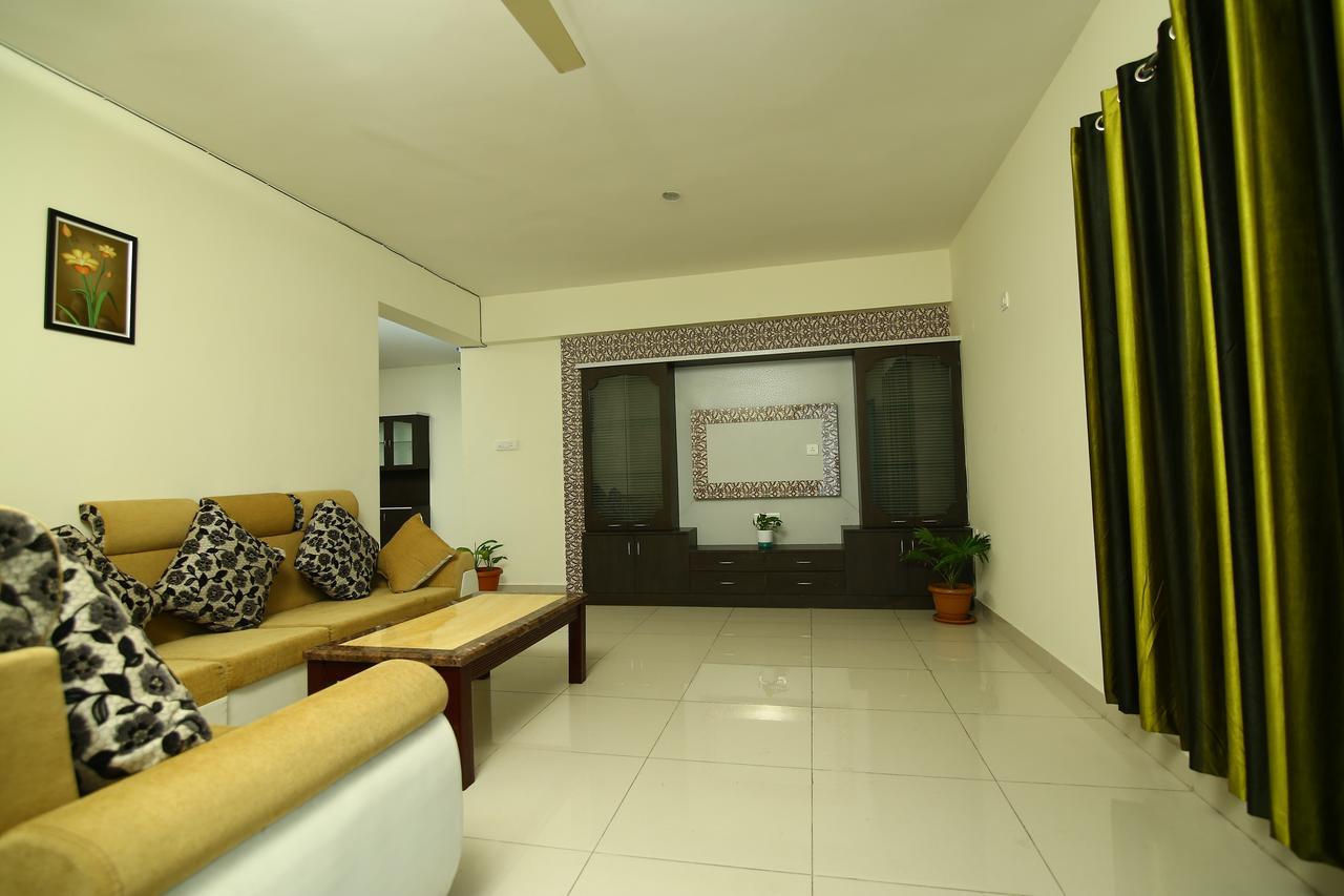 Fresh Living Prime Hitech Hotel Hyderabad Exterior foto