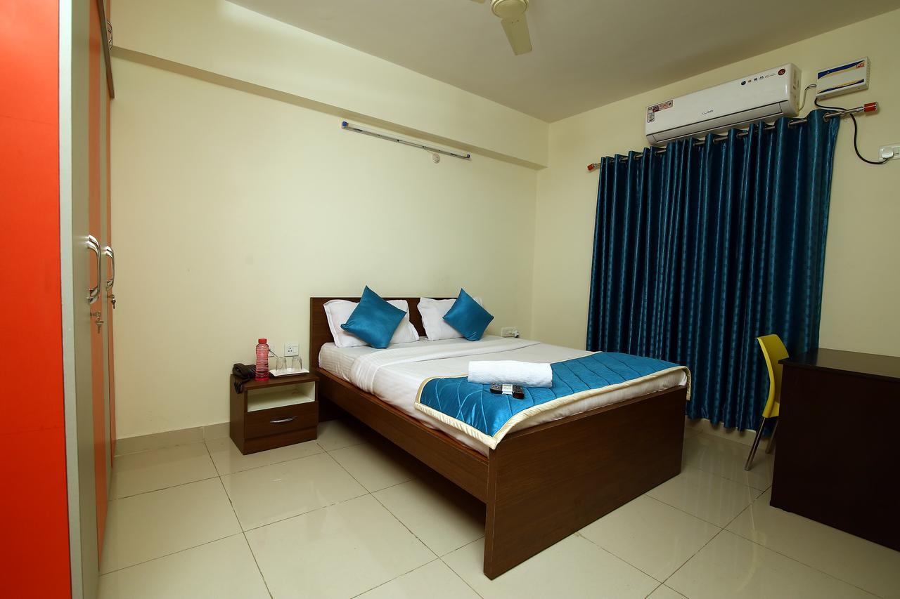 Fresh Living Prime Hitech Hotel Hyderabad Exterior foto